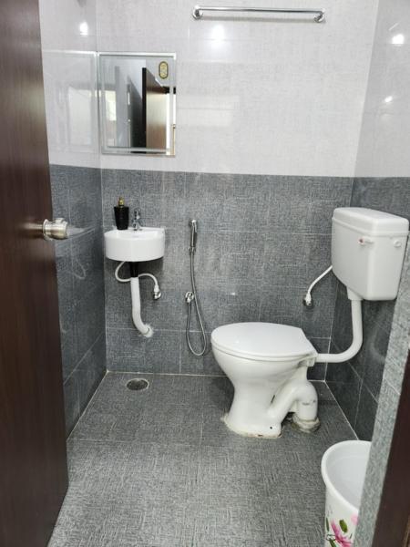 Modern New 2 Bhk In Kondapur Near Gachibowli