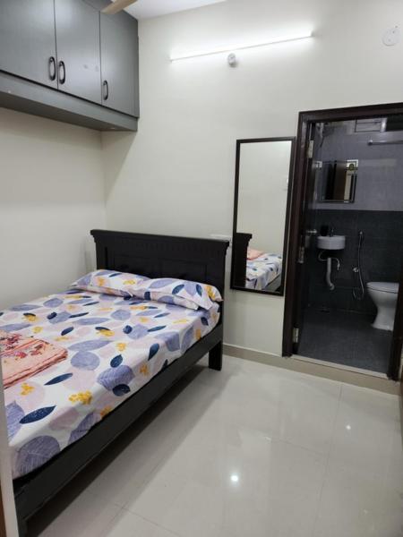 Modern New 2 Bhk In Kondapur Near Gachibowli Apartment