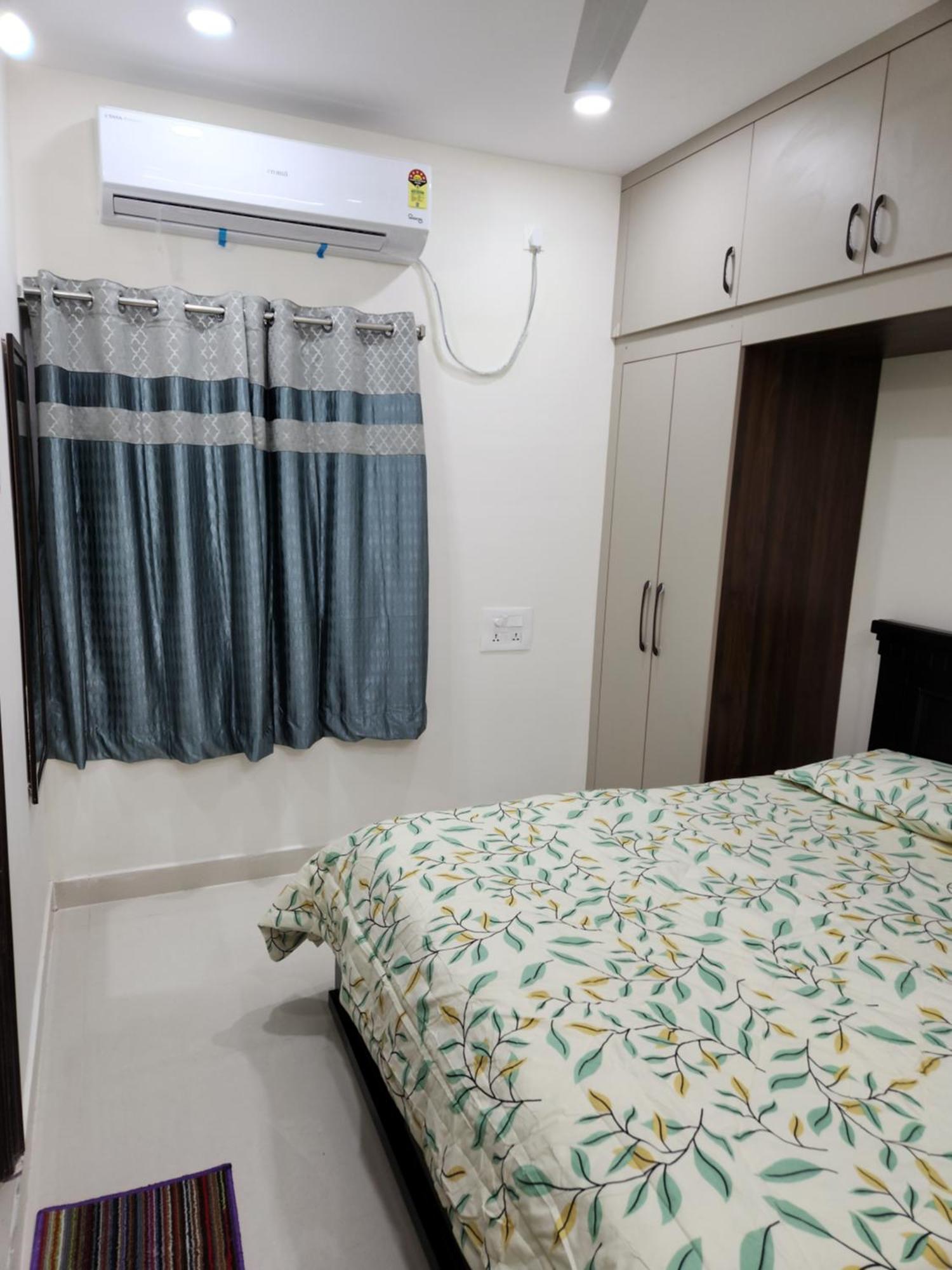 Modern New 2 Bhk In Kondapur Near Gachibowli Apartment