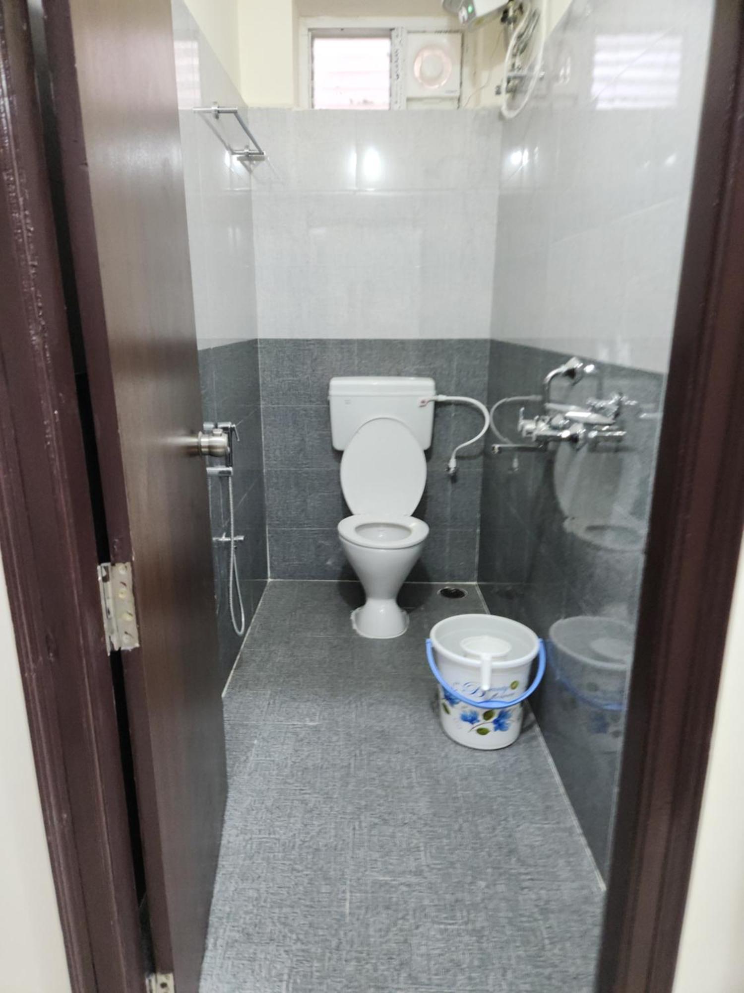 Modern New 2 Bhk In Kondapur Near Gachibowli Apartment Hyderabad