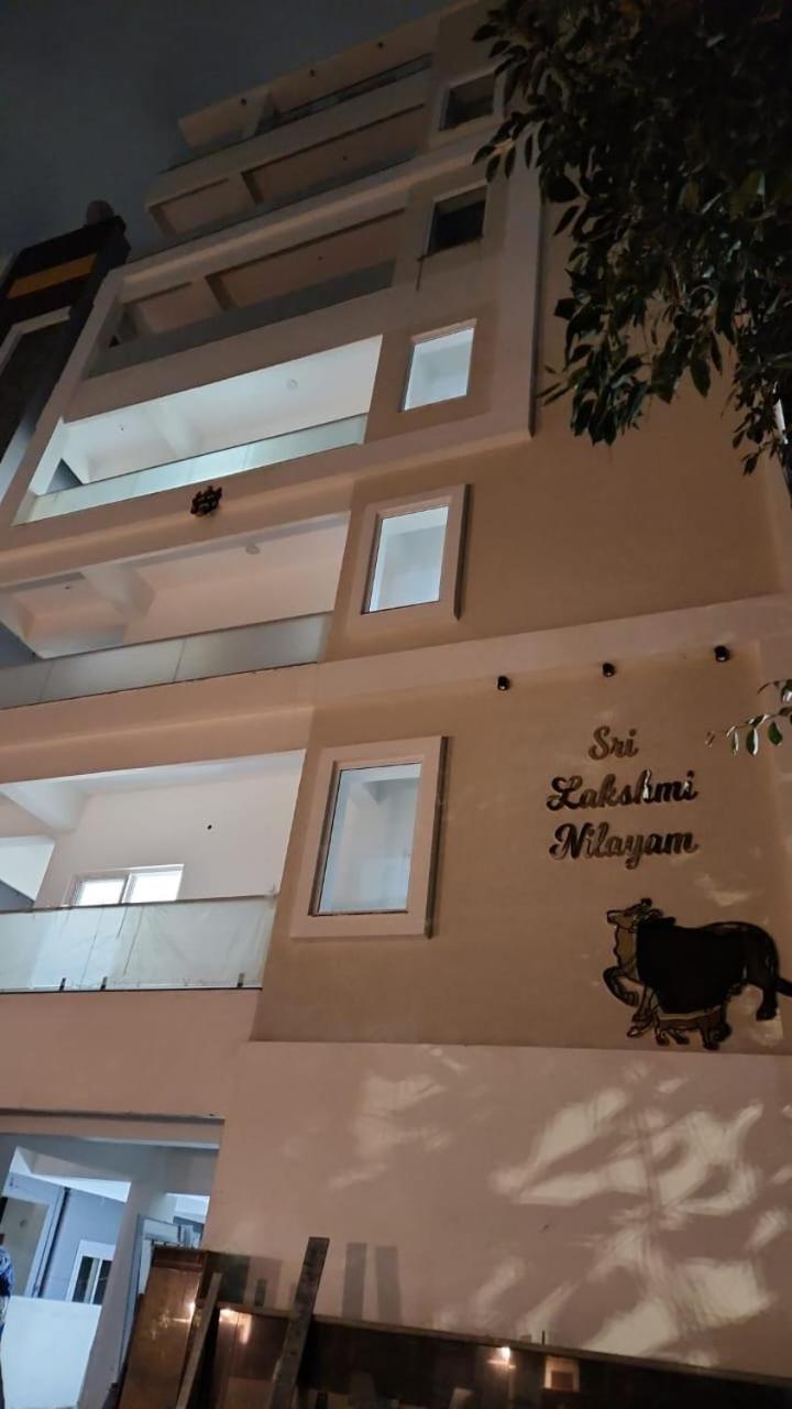 Apartment Modern New 2 Bhk In Kondapur Near Gachibowli