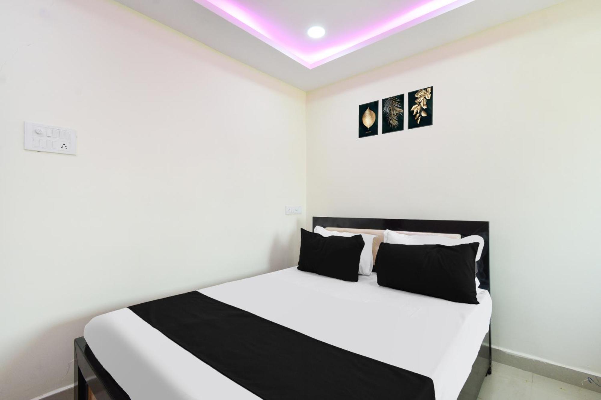 Hotel O 83078 Svr Grand 3*