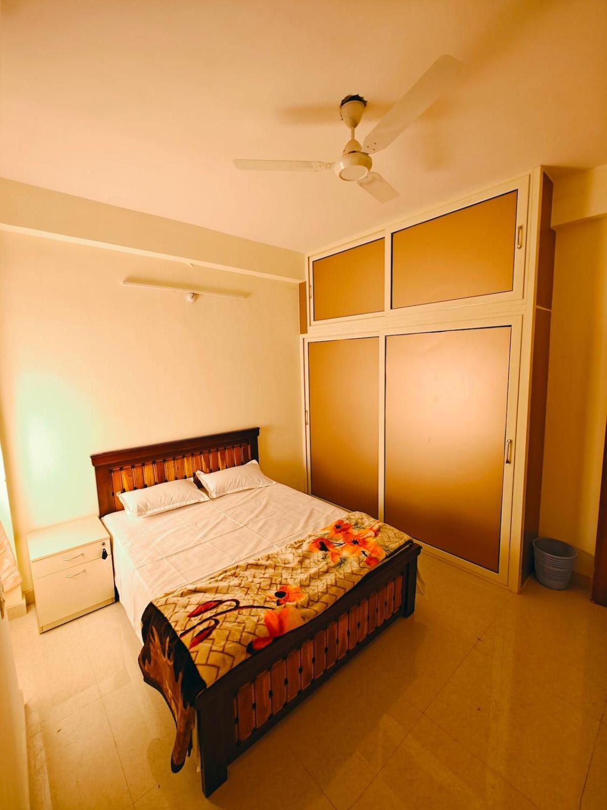Harmony 3br Mehdipatnam By Homeyhuts