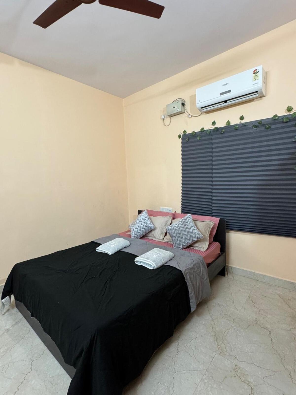 Apartment Charter 3bhk Luxurious Flat In Manikonda *