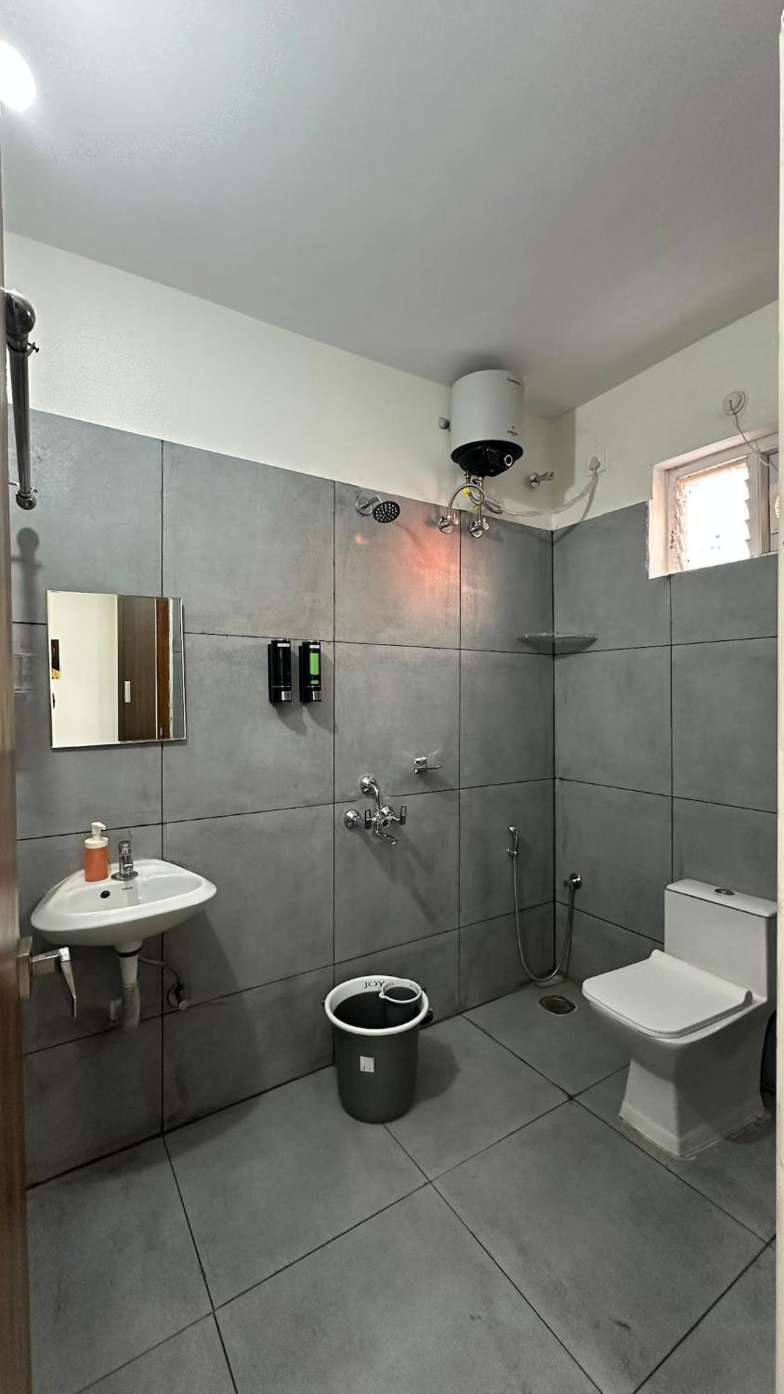Apartment Maya - 1bhk Flat Near Us Counsulate , Gachibowli Hyderabad