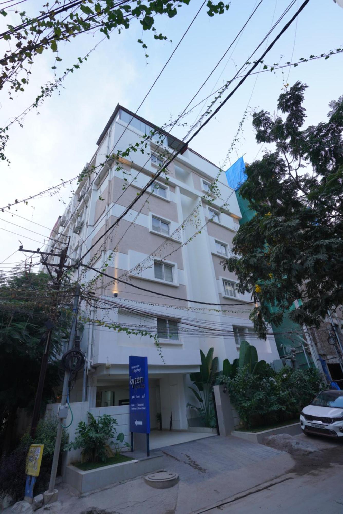 Kyzen Smart Hotel *