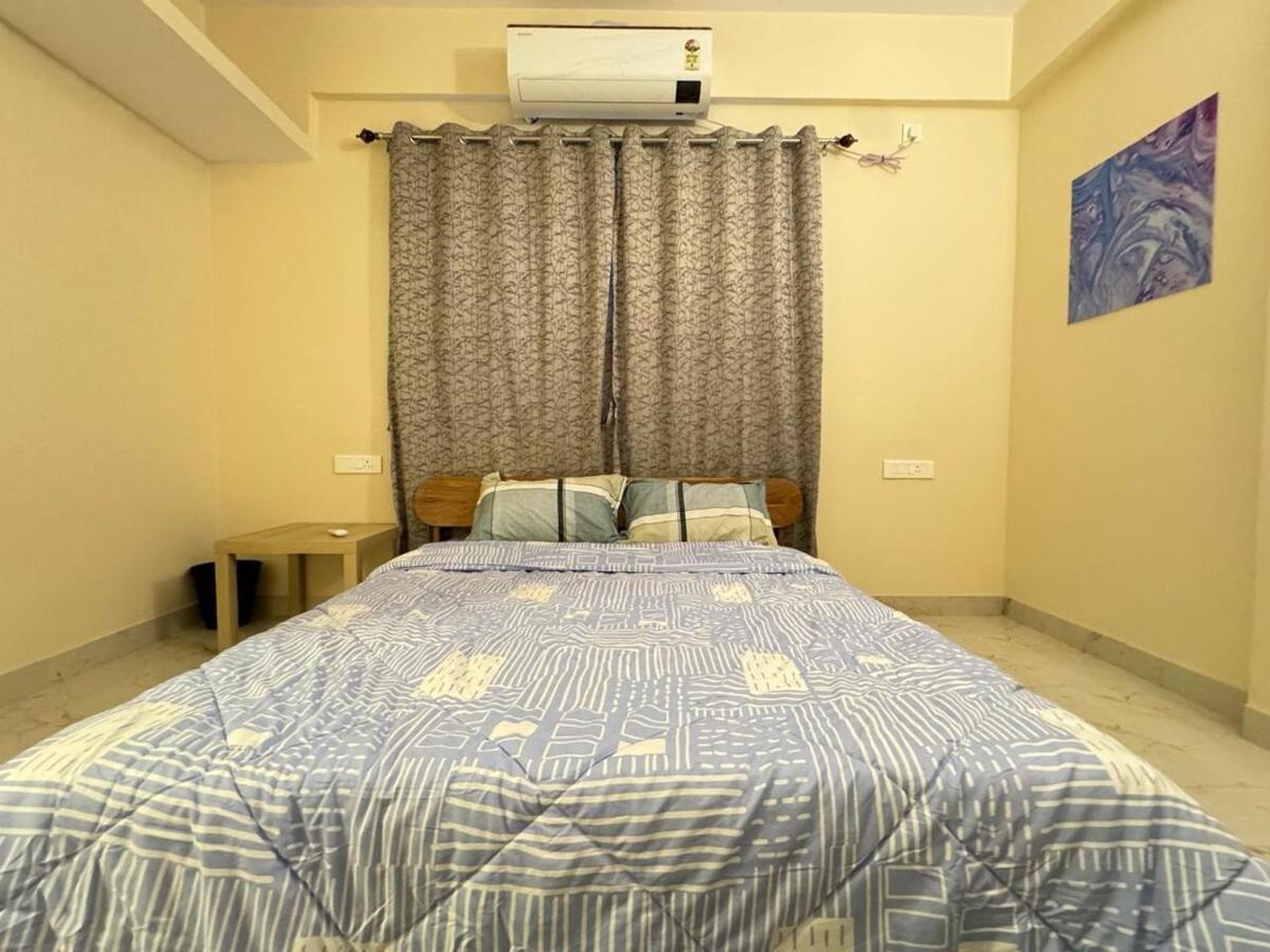 Evara Grand Vista - Fully Equipped 3bhk Near Amb Apartment *