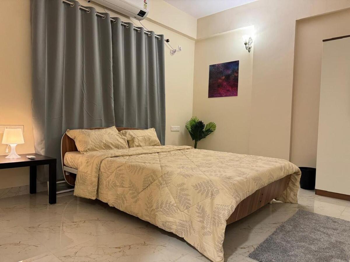 Apartment Evara Tranquil 3bhk Retreat Near Hitec