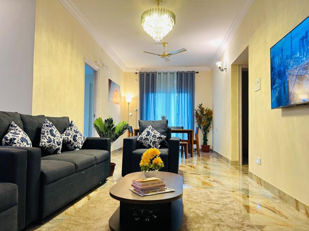 Evara Hitec Escape - Luxury 3bhk Near Hiteccity Apartment *