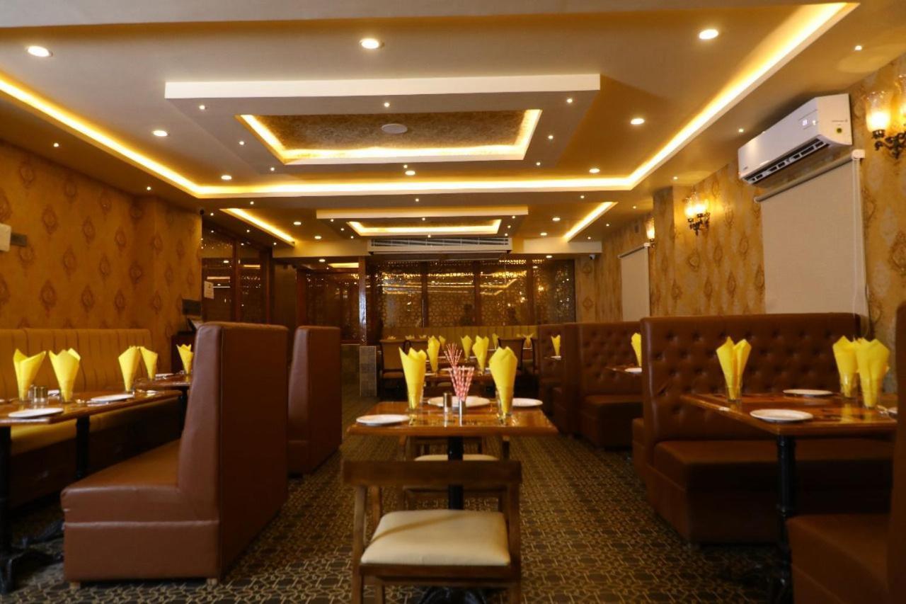 Windsor Plaza Hotel