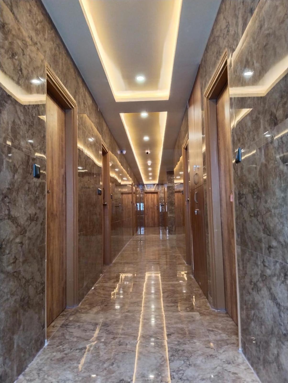 Windsor Plaza Hotel