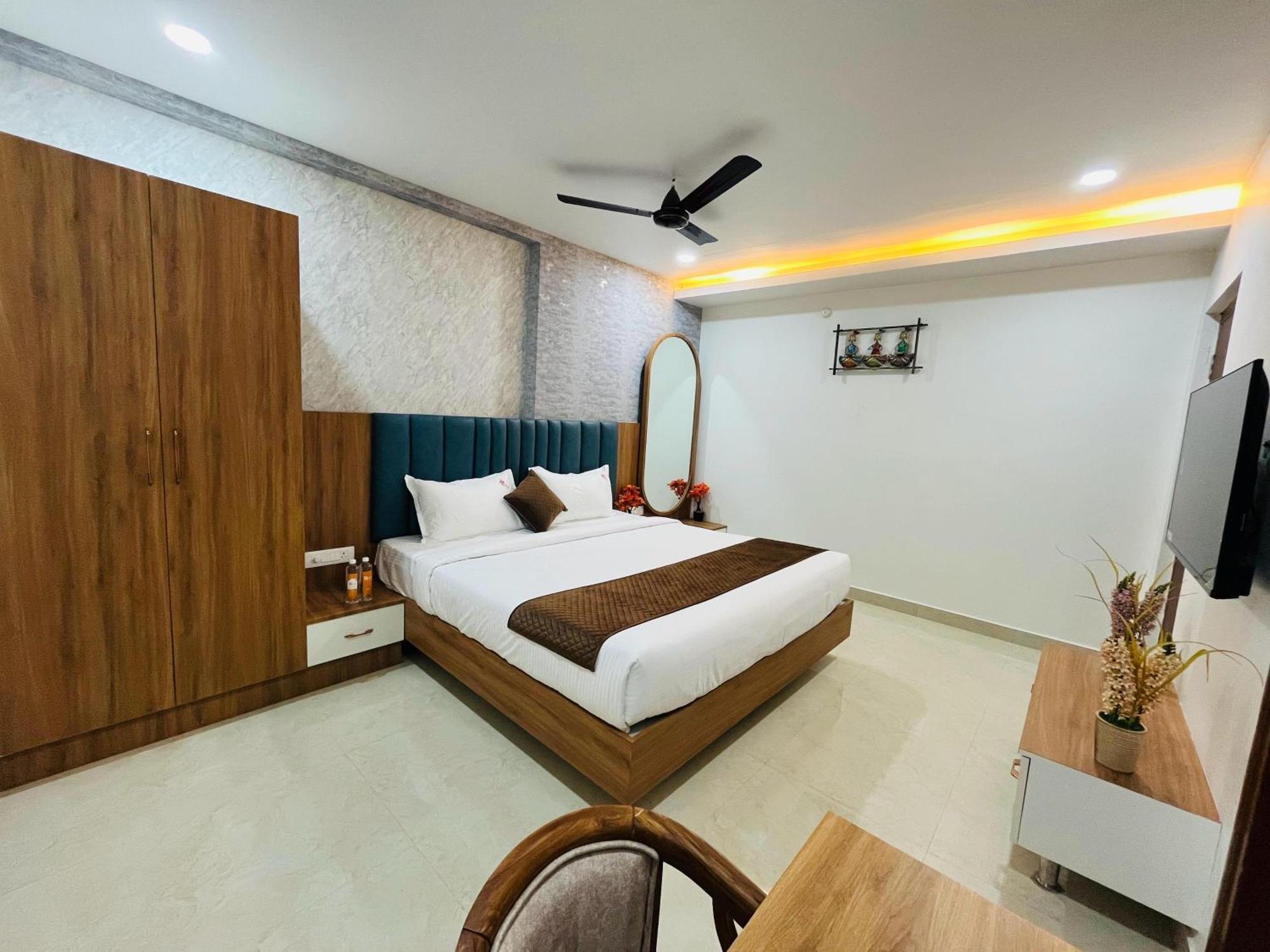 Viola Hotel 3*