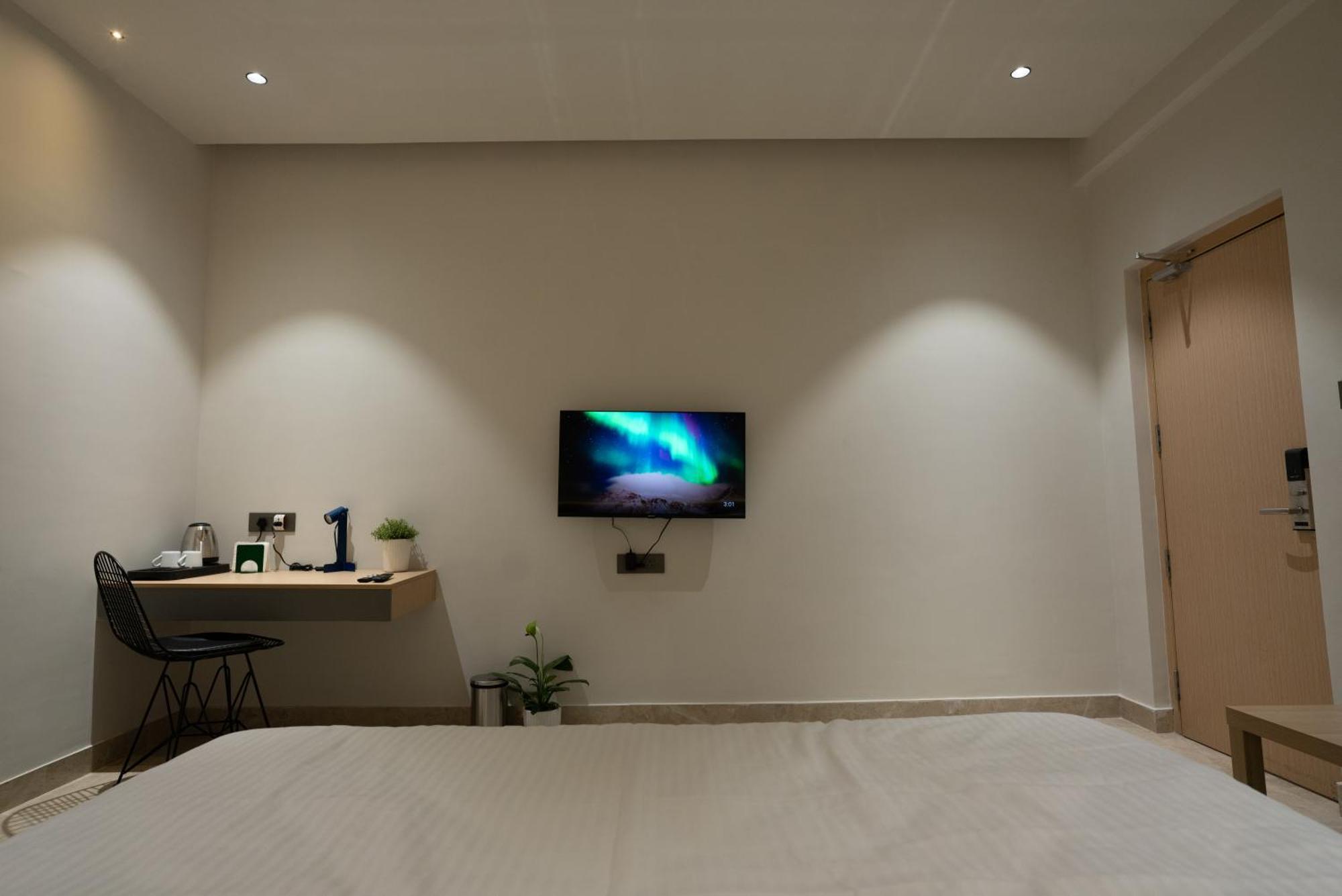 Hotel Kyzen Hi Tech 3*