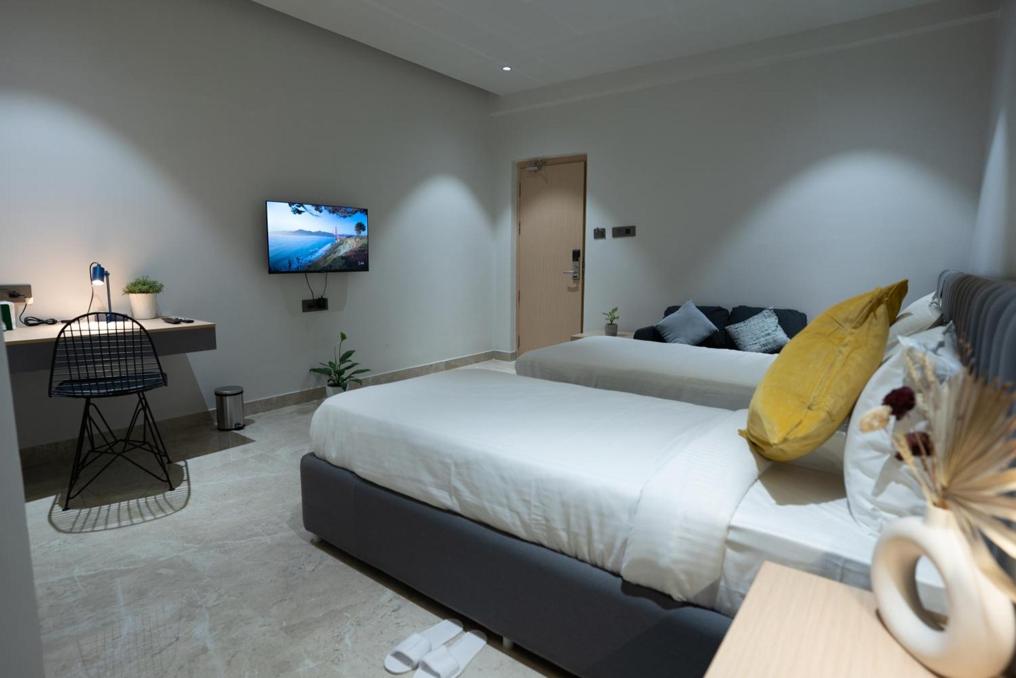 Kyzen Hi Tech Hotel Hyderabad
