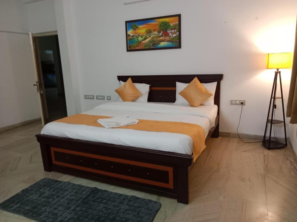 Hotel S V Orchid 4*
