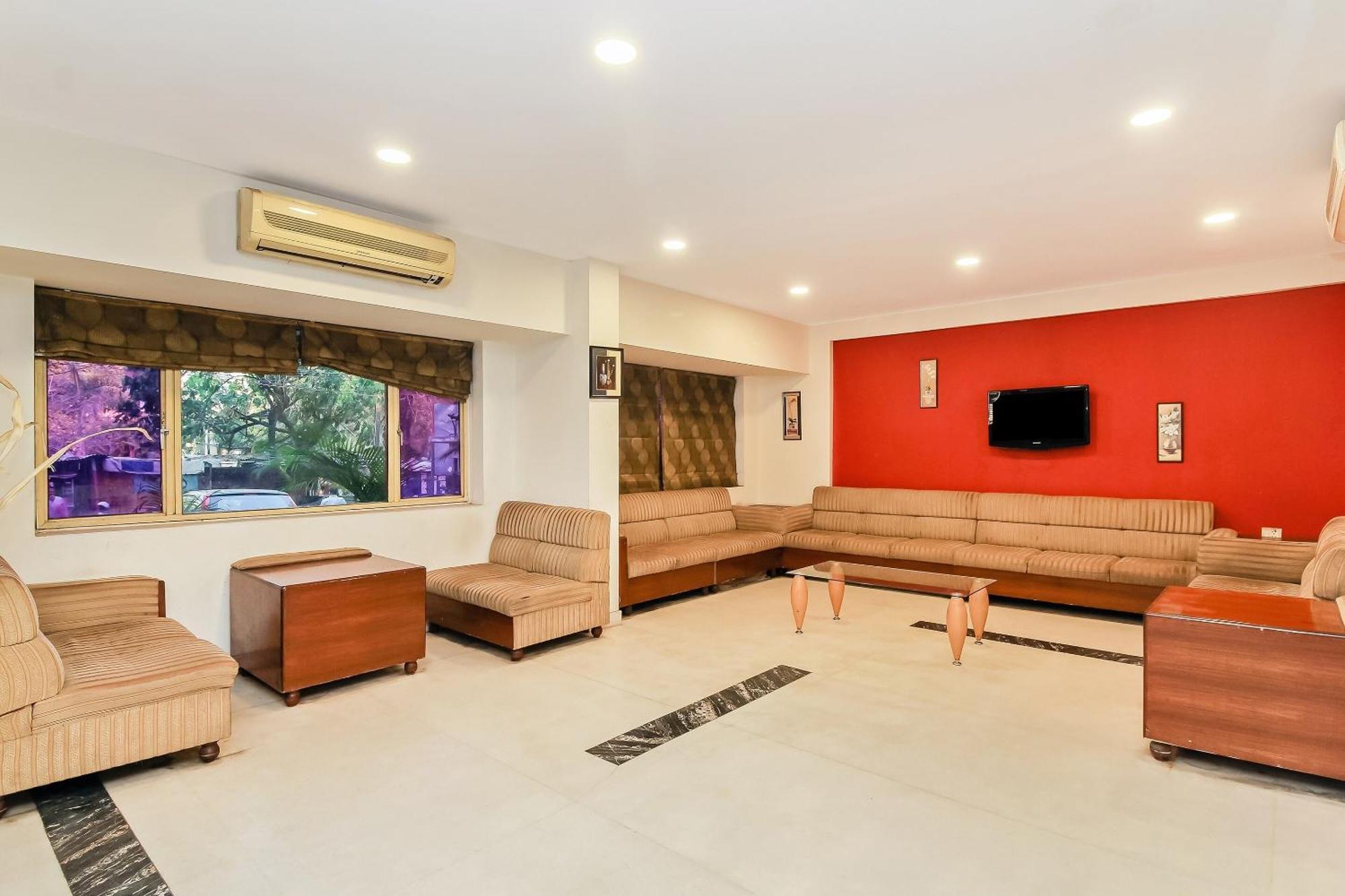 Collection O Dolphin Residency Hyderabad