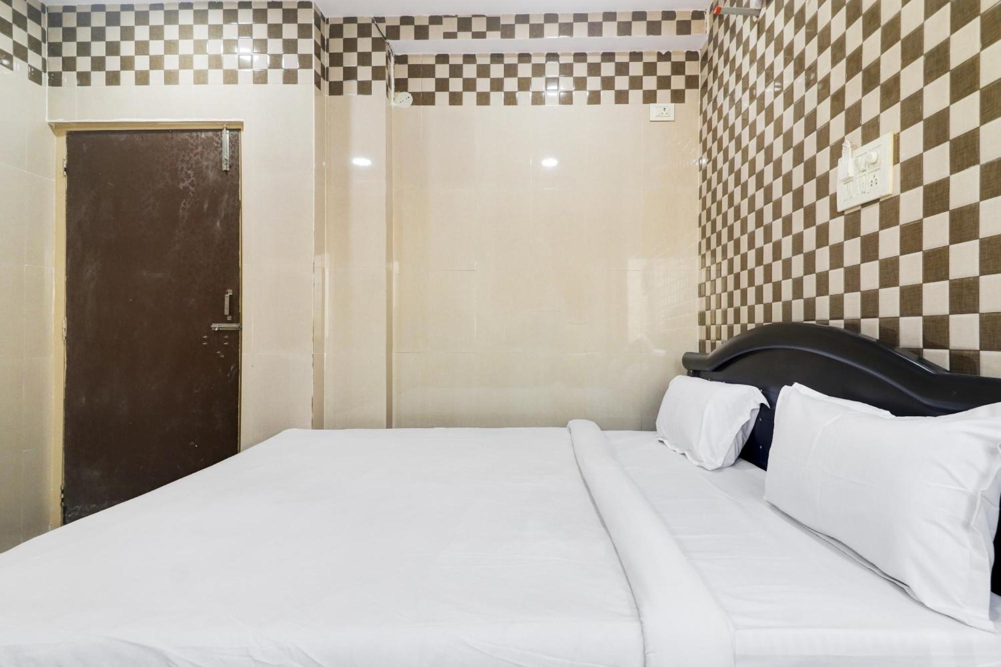 O Aroma Classic Near Nampally Railway Station Hyderabad