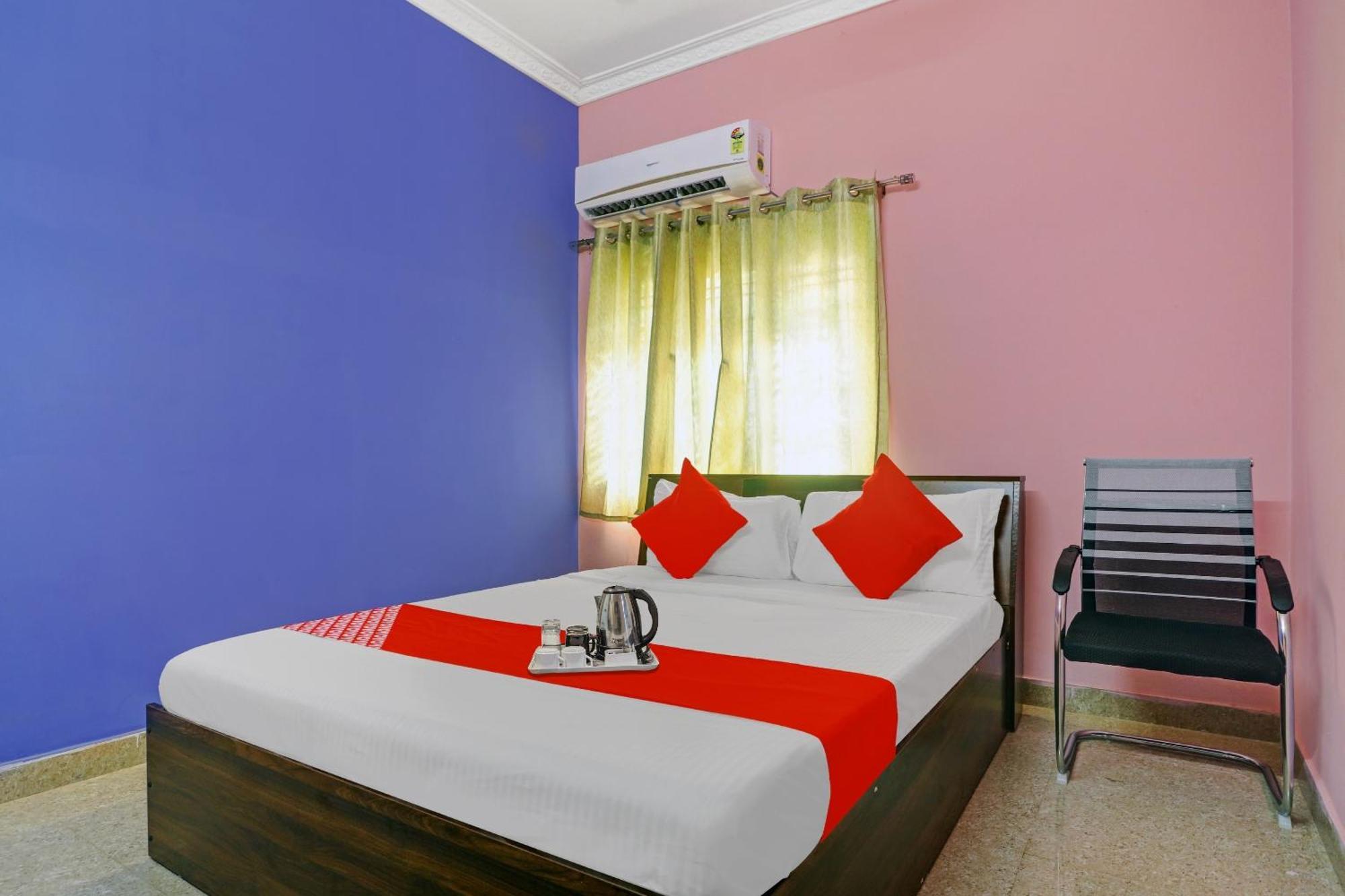 Hotel O S V Residency Kajaguda Near Gachibowli 3*