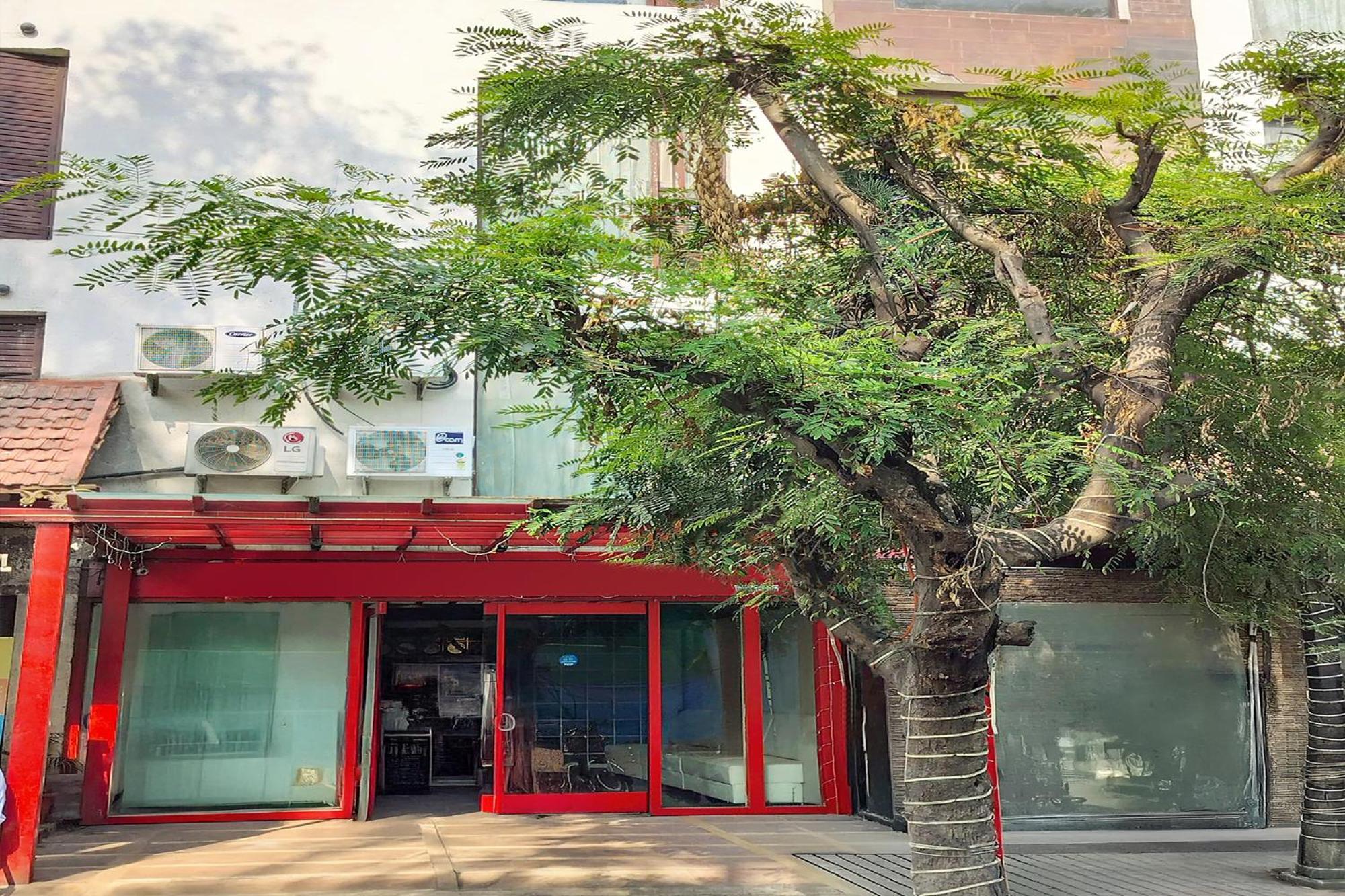 Hotel Fabhotel Wr Grand - Nr Renova Hospital, Banjara Hills