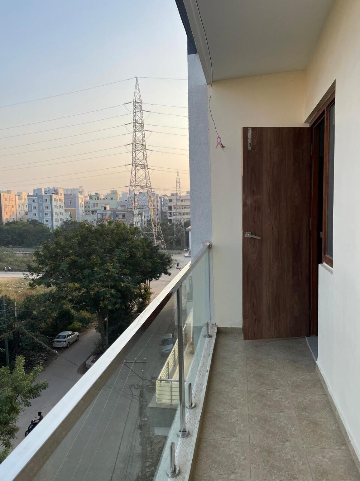 Apartment Maya -2bhk Flat Near Us Counsulate, Gachibowli *