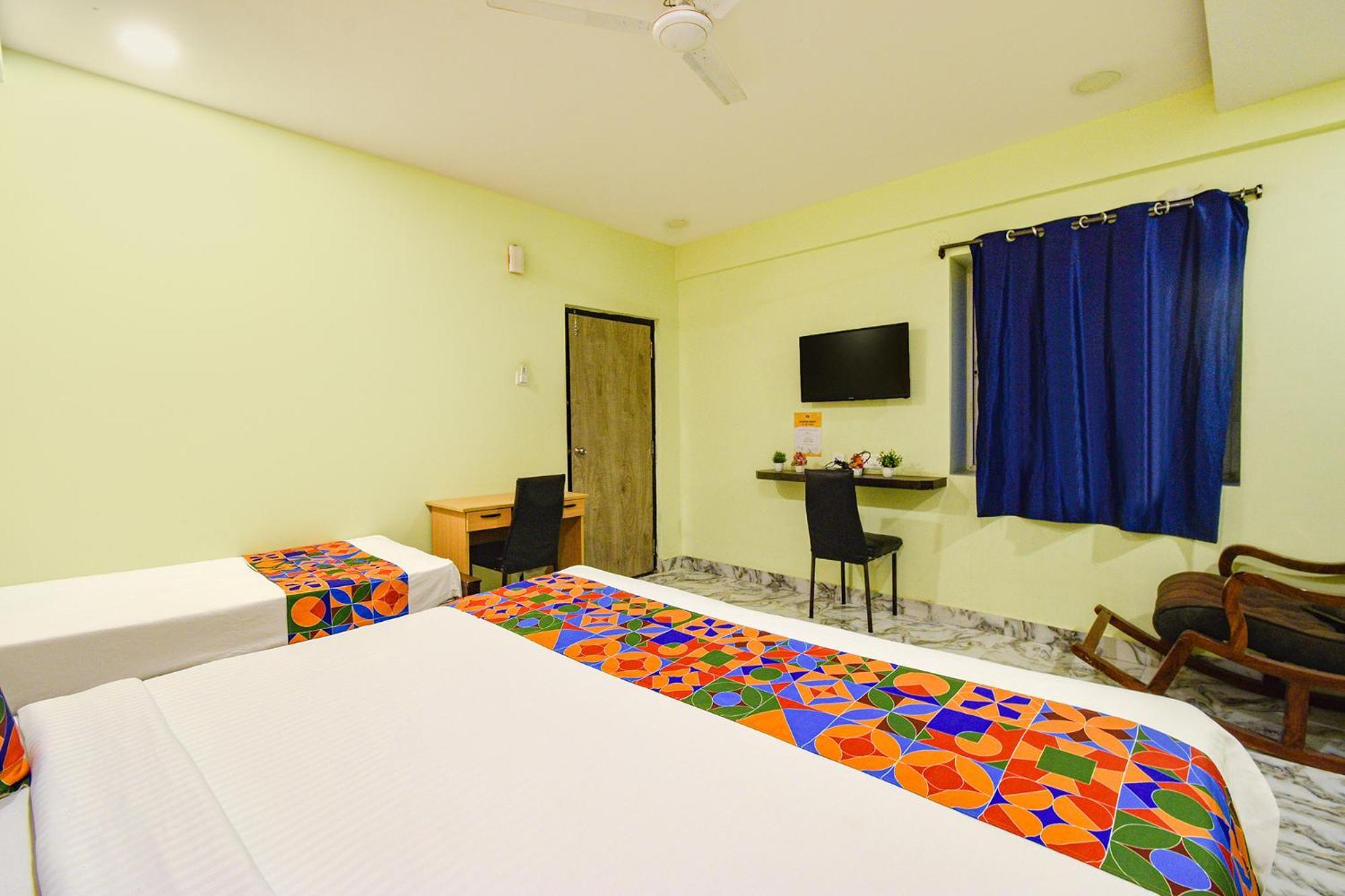 Hotel Fabhotel Park Galaxy 3*