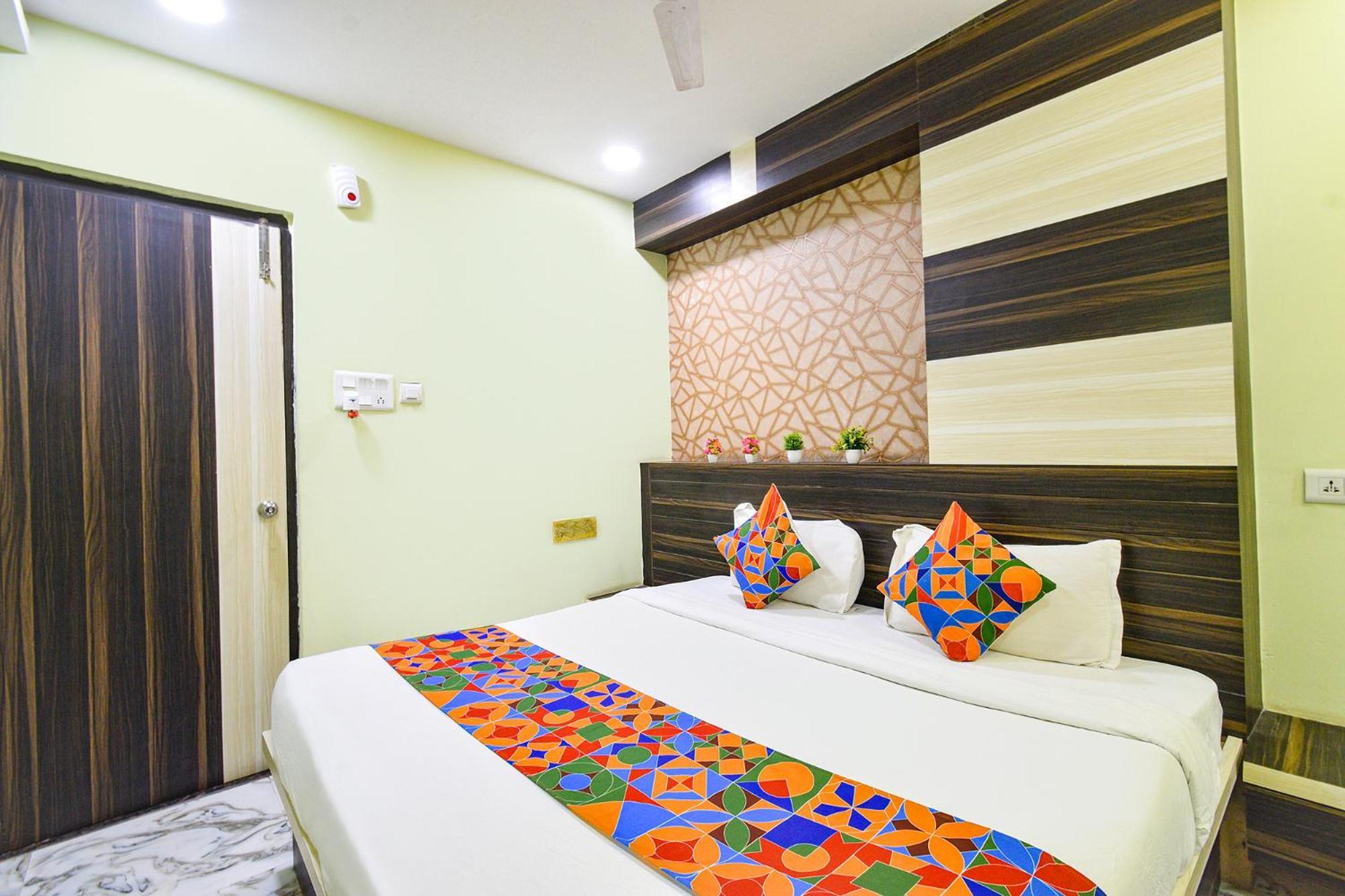 Fabhotel Park Galaxy Hotel