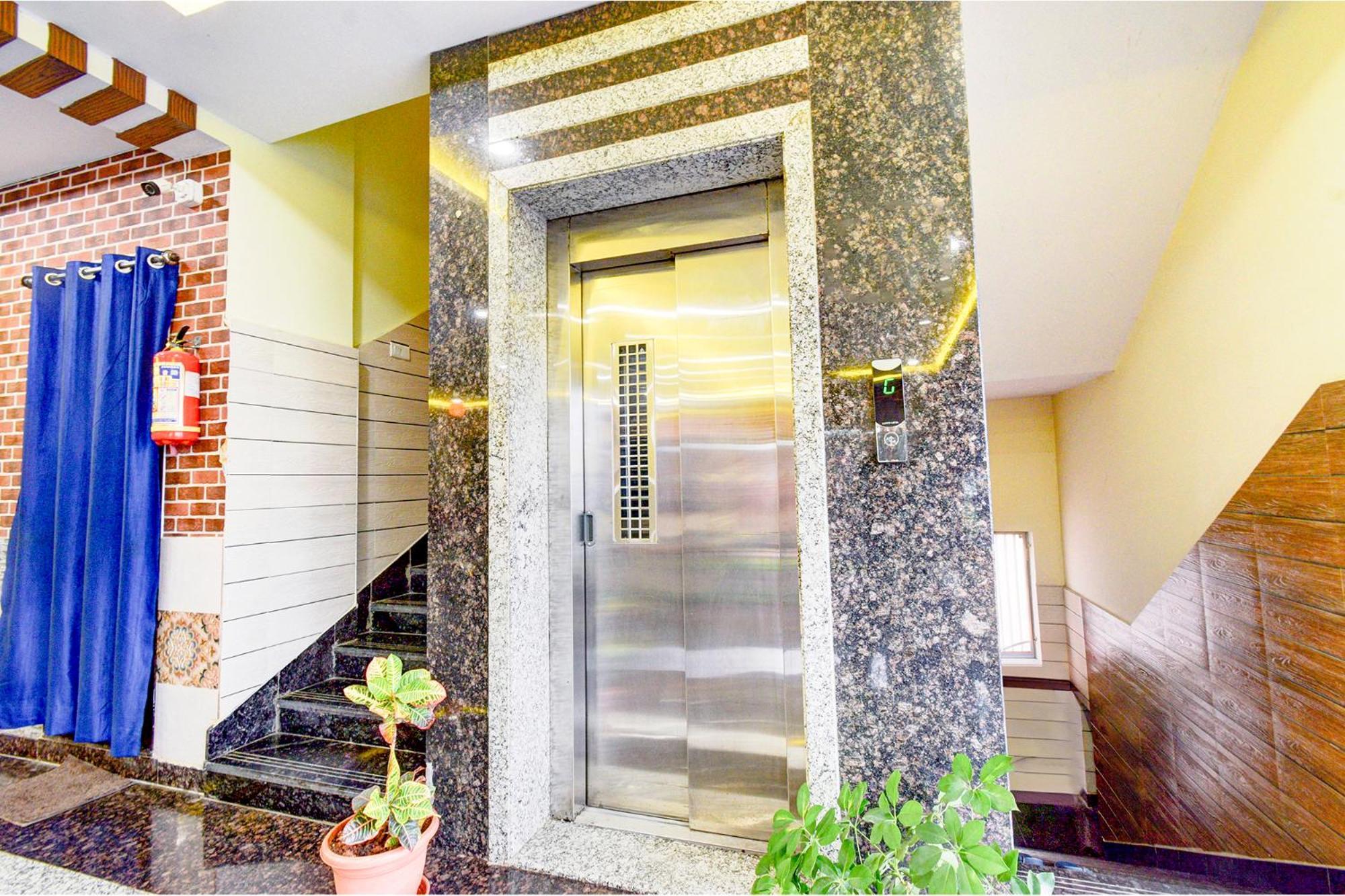 Fabhotel Park Galaxy Hotel 3*