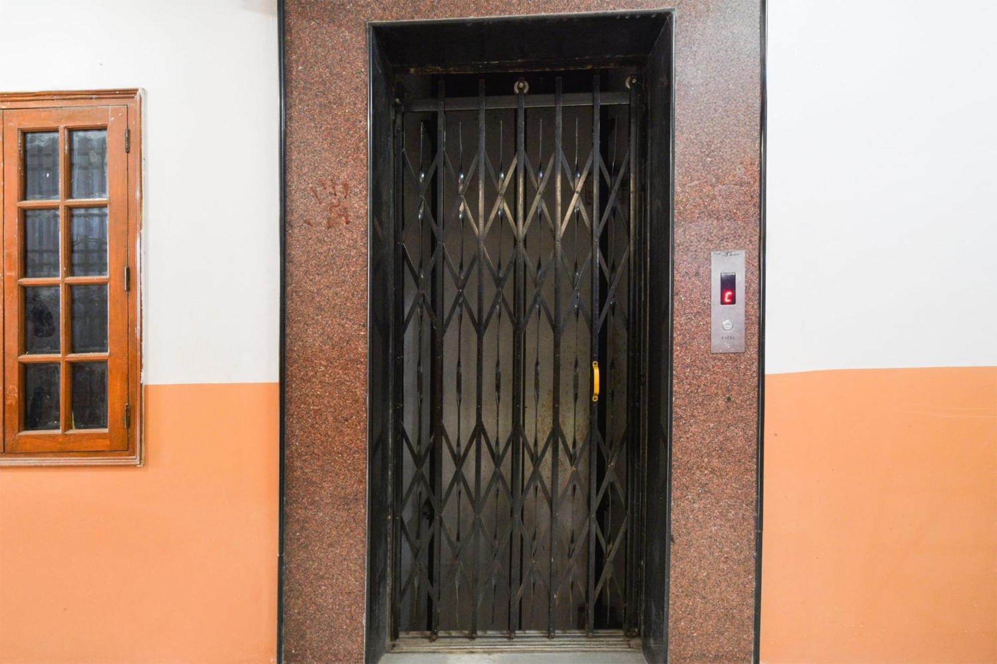 Hotel O Sri Ss Residency Hyderabad