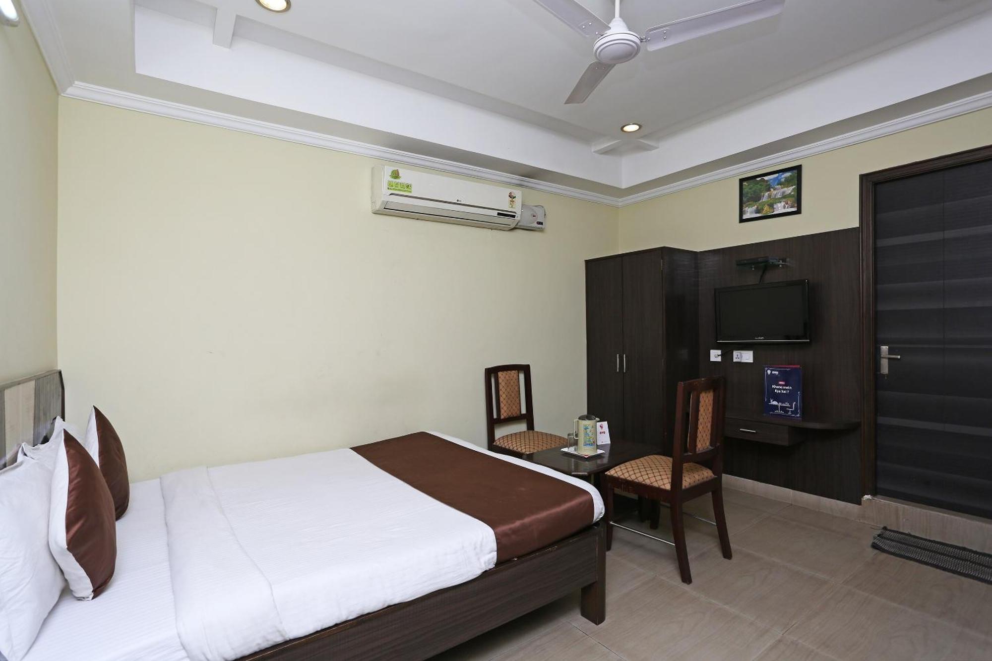 O Saraswathi Residency Near Sr Nagar Metro Station