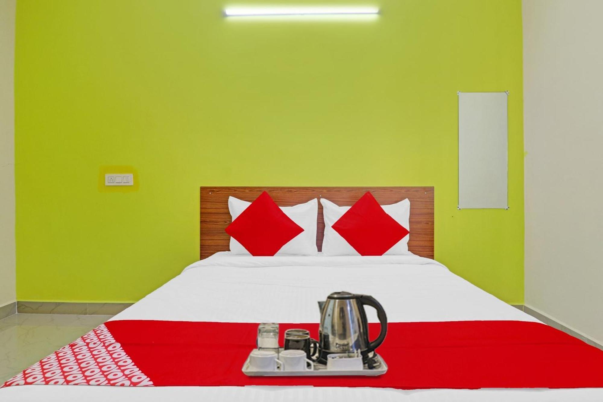 Hotel Super Collection O Elite Near Habsiguda Metro Station