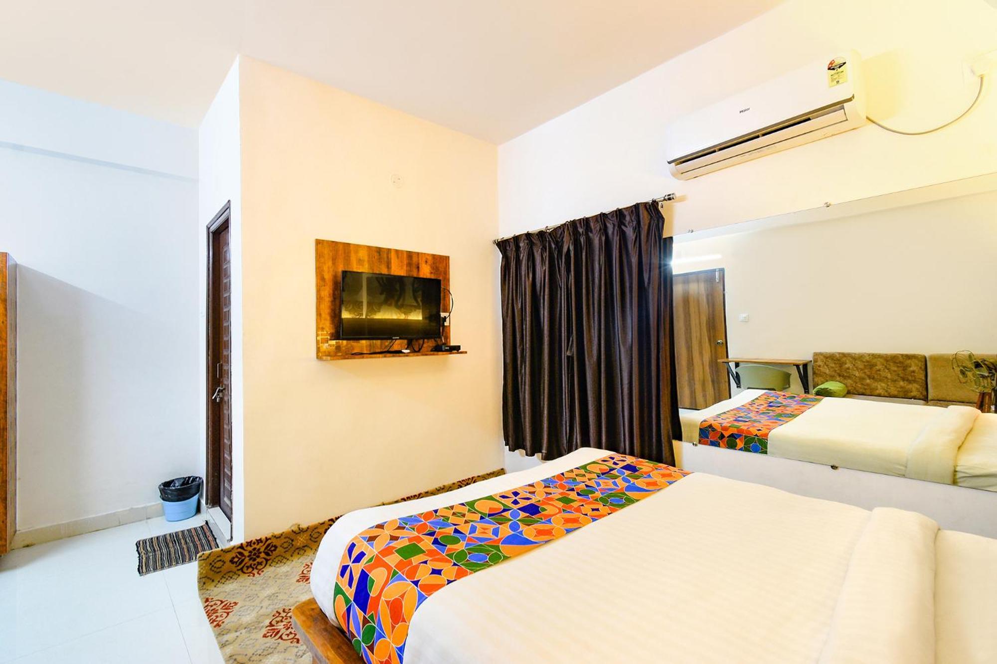 Fabhotel Big Daddy Suites - Nr Nexus Mall, Kukatpally Hotel