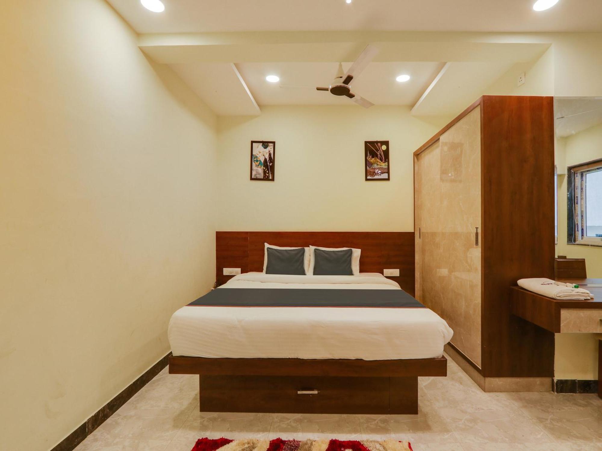 Hotel Collection O Srp Luxury 4*
