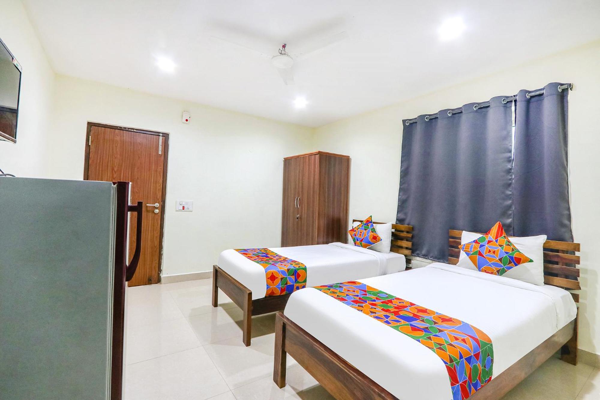 Fabhotel Sk Grand - Hitech Hotel 3*