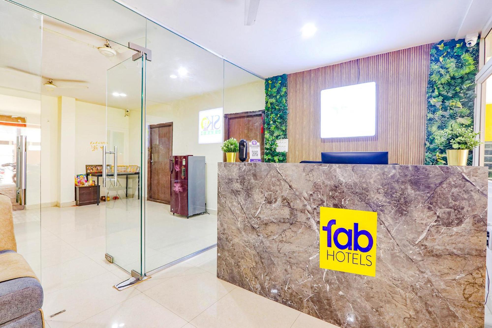 Hotel Fabhotel Sk Grand - Hitech Hyderabad