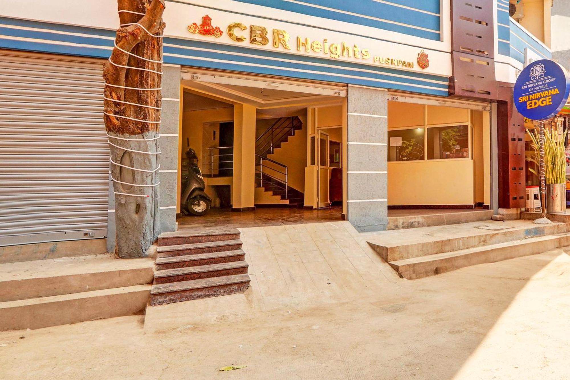 Collection O Sri Nirvana Edge Hotel
