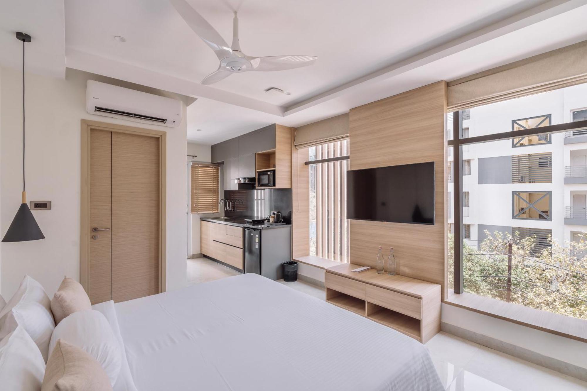 Skyla & - Kondapur Hotel