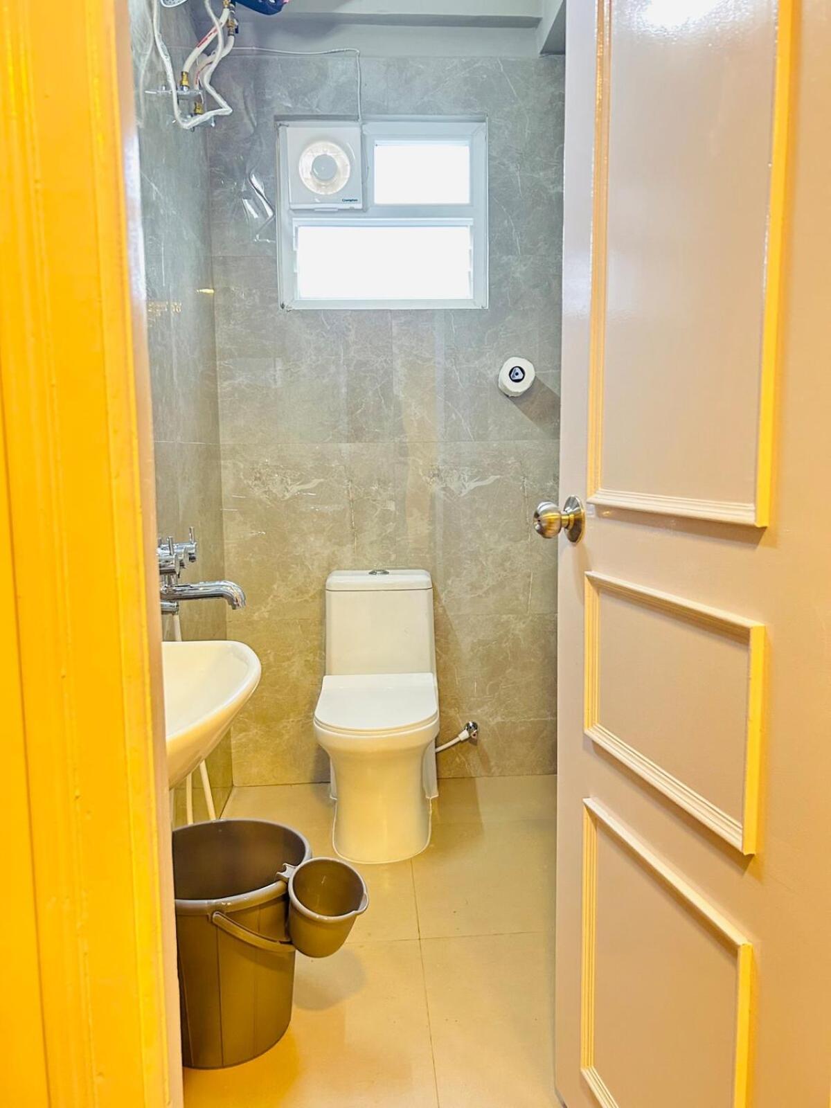 Apartment Evara Bliss - 3bhk Near Hitec *