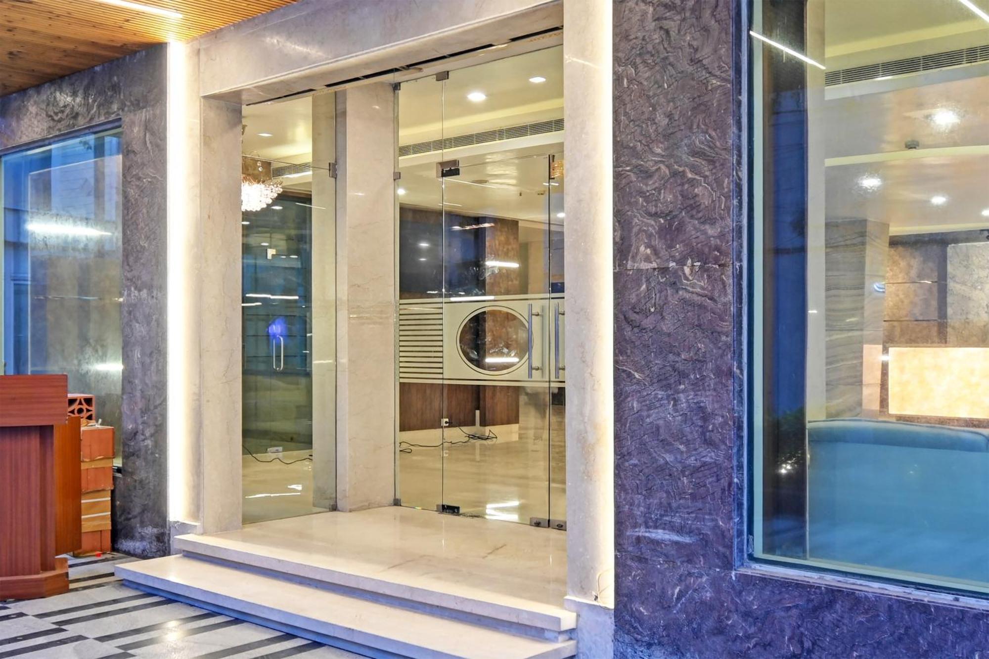 Palette Madhapur 5*