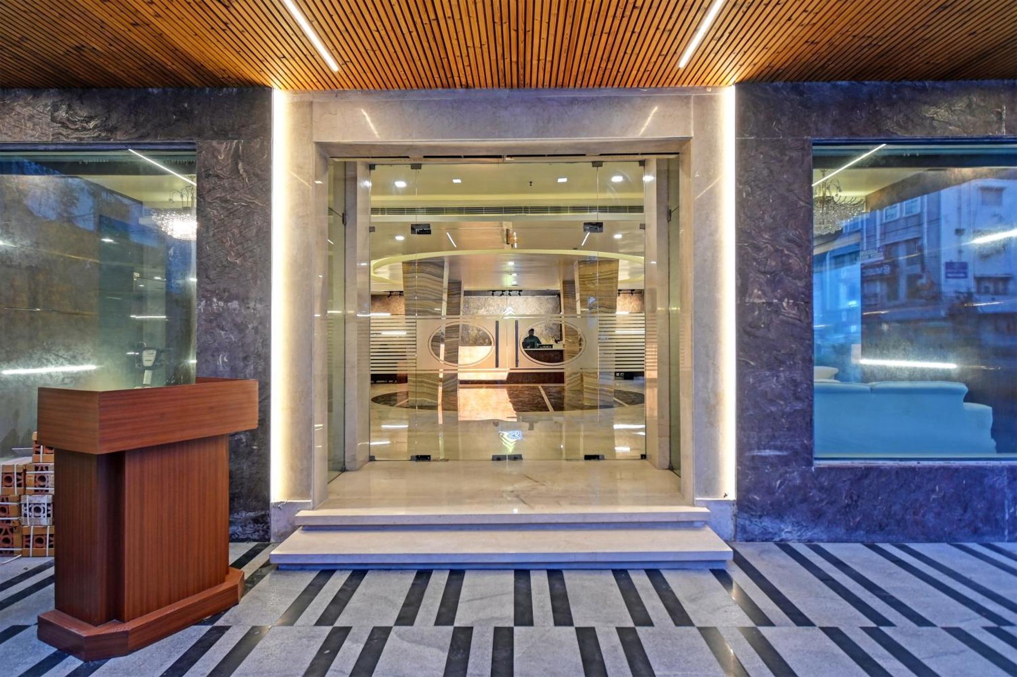 Palette Madhapur Resort Hyderabad