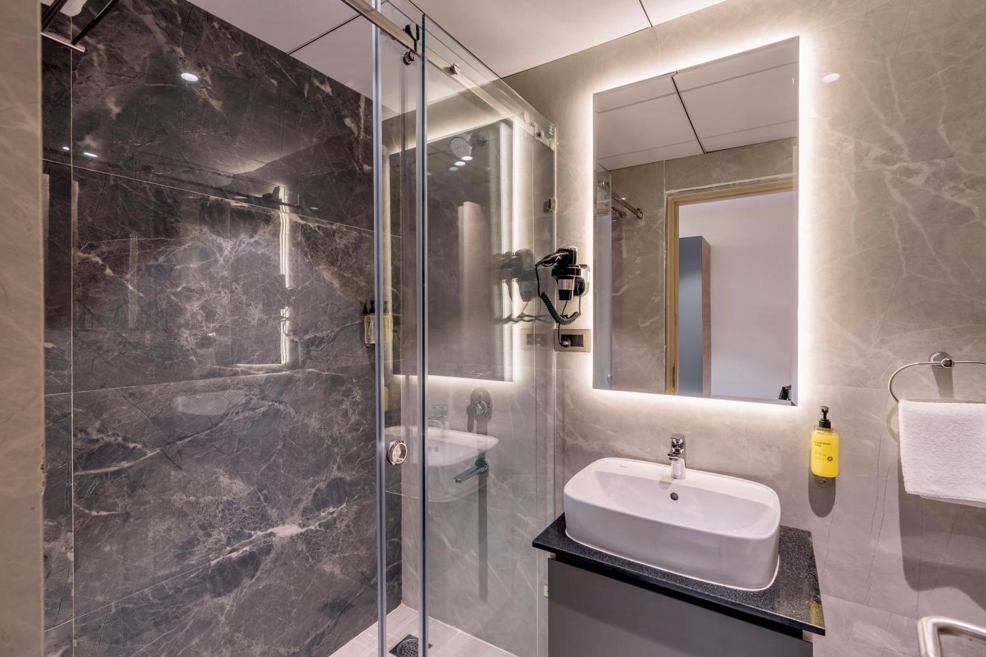 Hotel Skyla & - Kondapur 4*