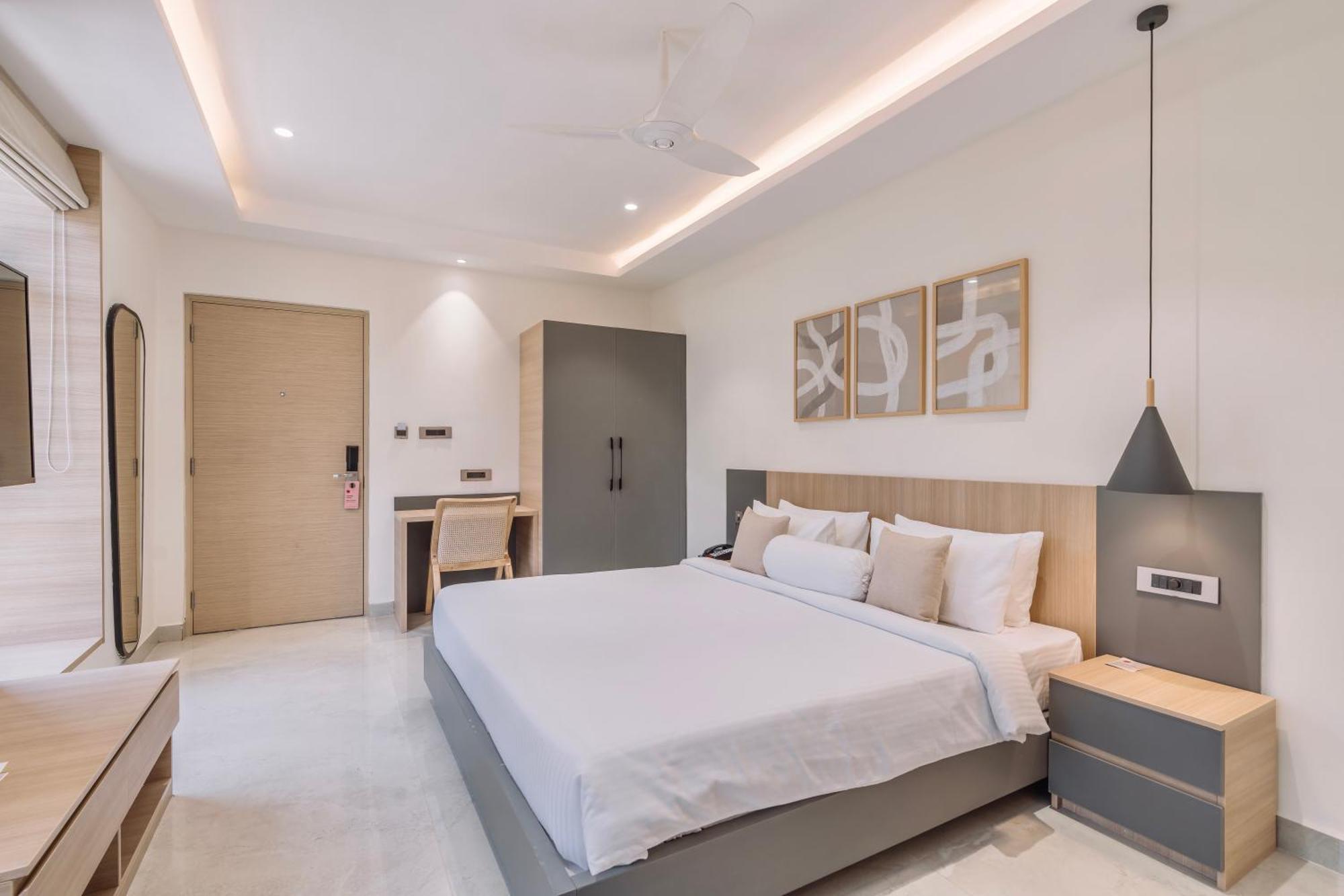 Skyla & - Kondapur Hotel