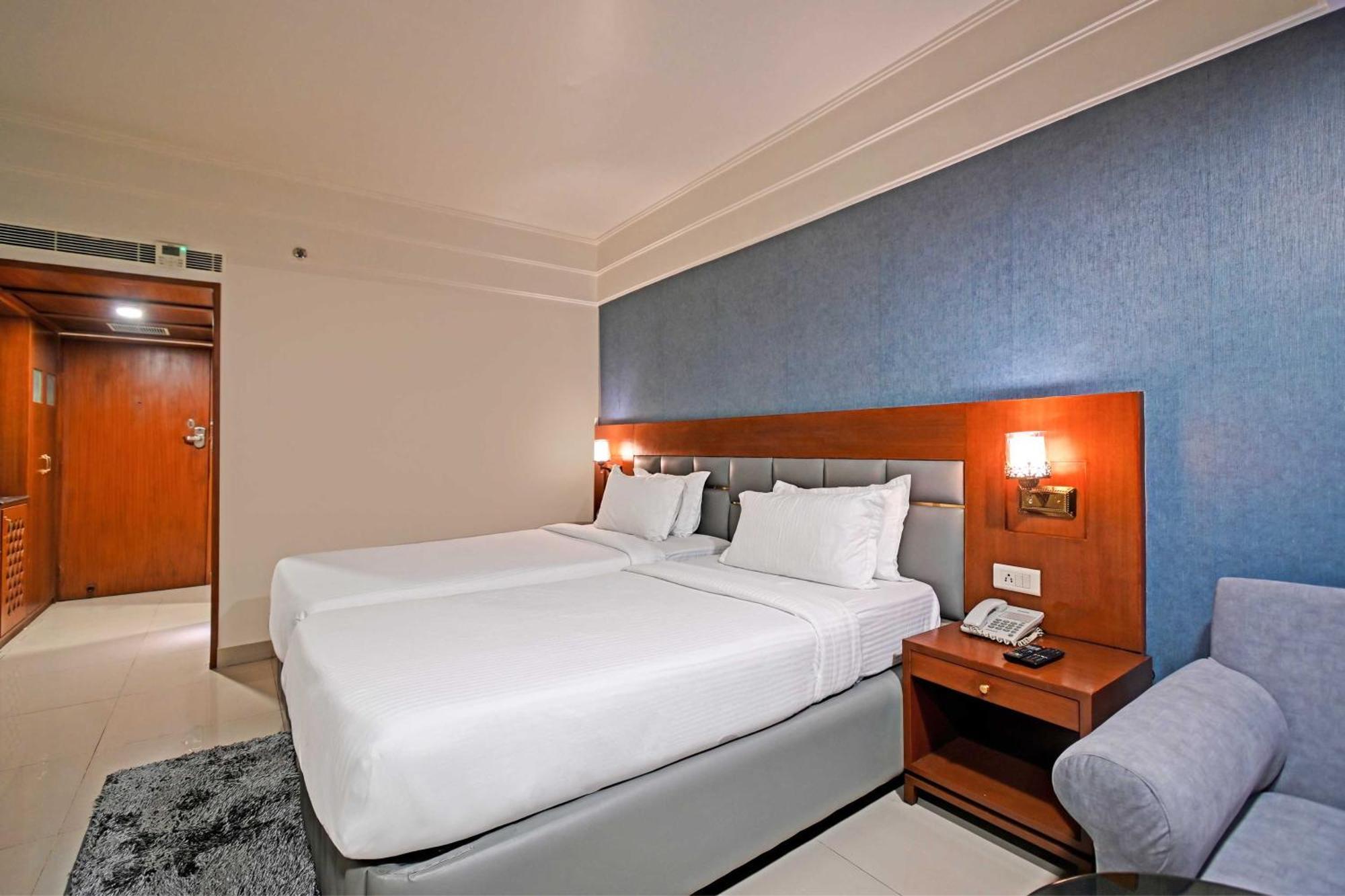 Resort Palette Madhapur Hyderabad