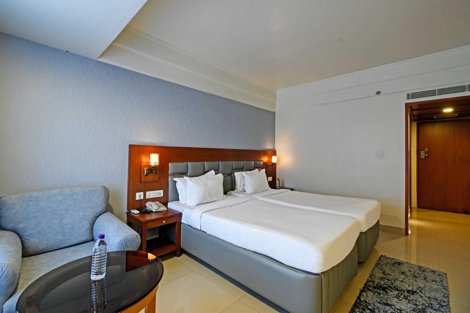 Palette Madhapur 5*