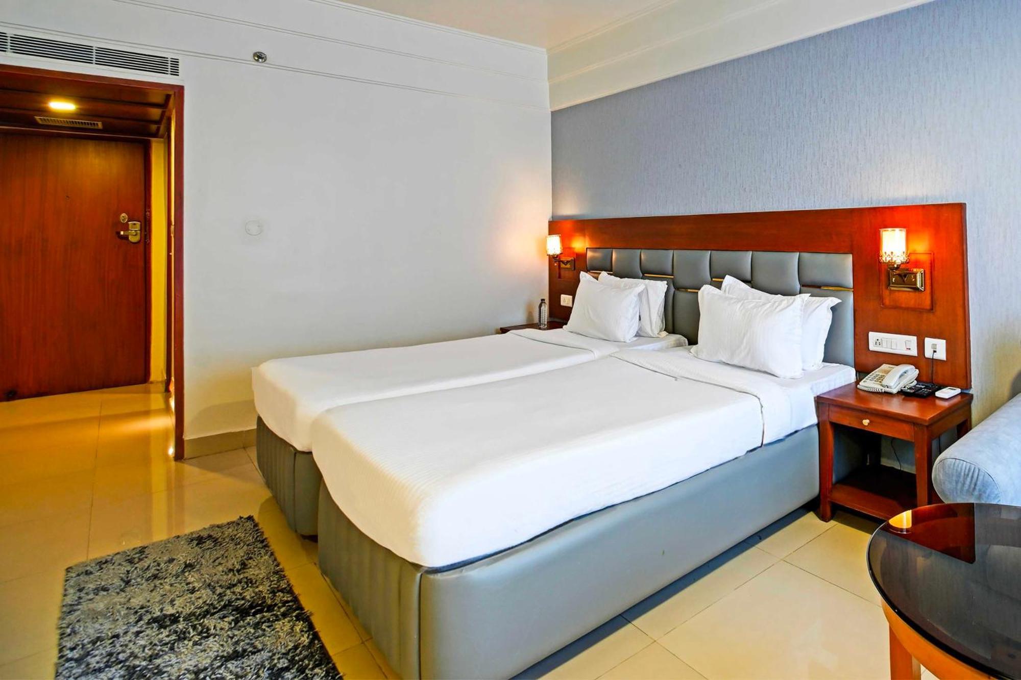 Palette Madhapur Resort Hyderabad