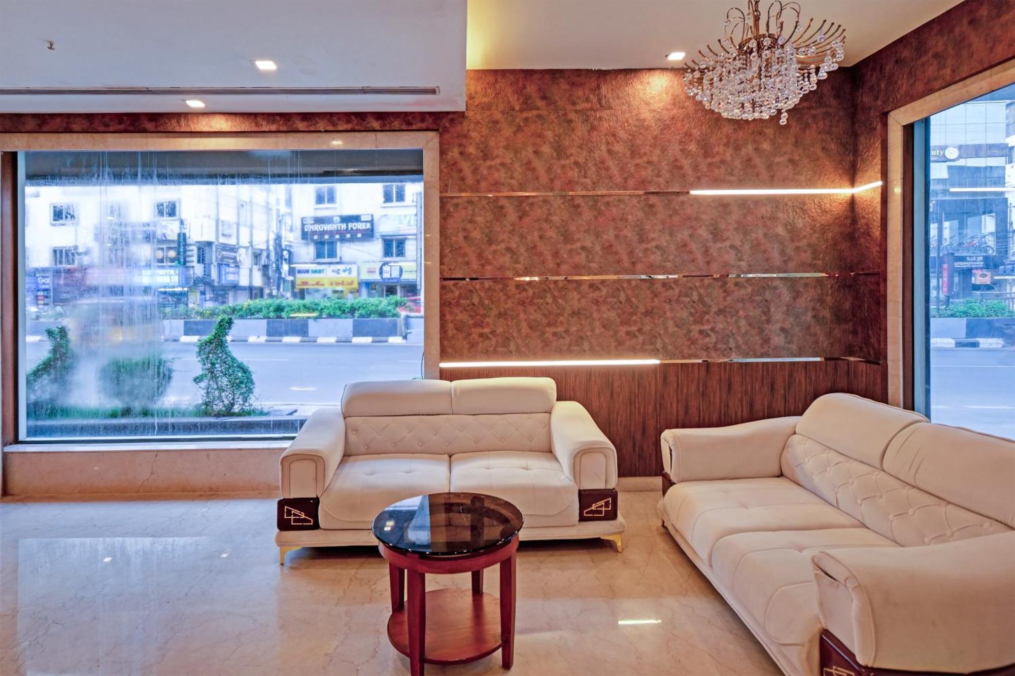 Palette Madhapur 5* Hyderabad