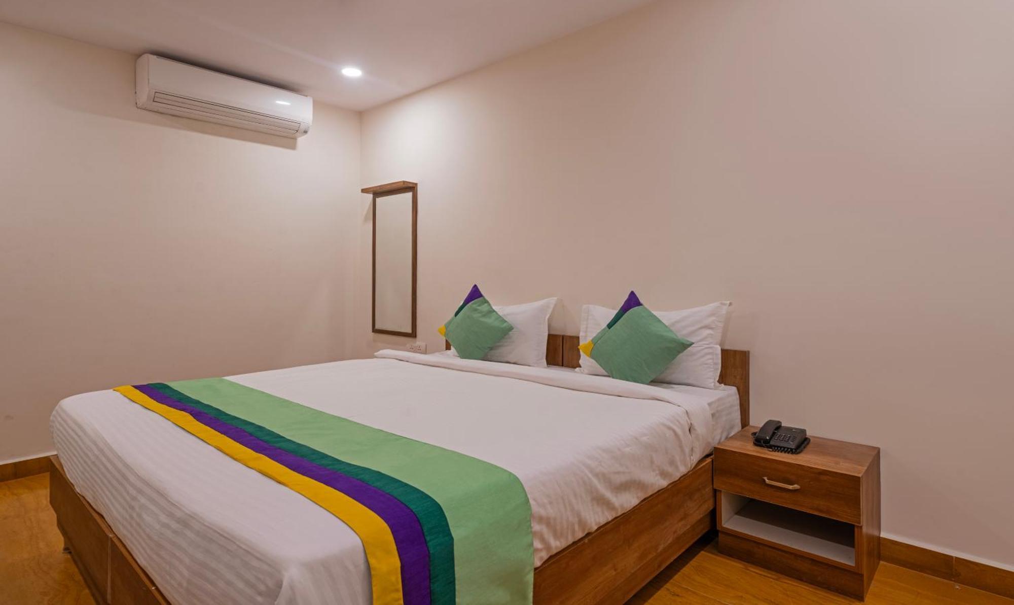 Hotel Treebo Sy Inn, Gachibowli Dlf Hyderabad