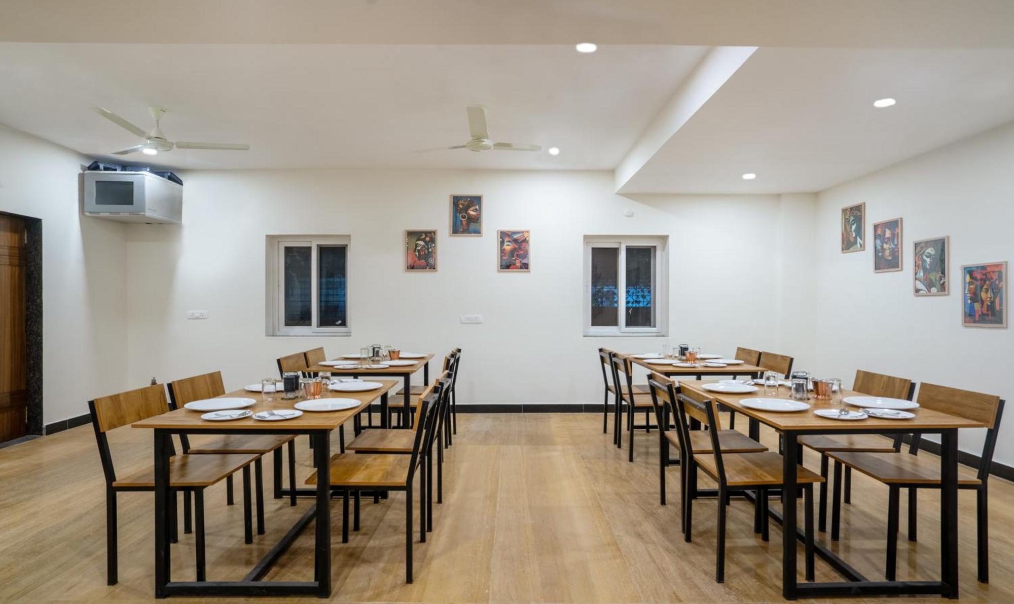 Treebo Sy Inn, Gachibowli Dlf 3*
