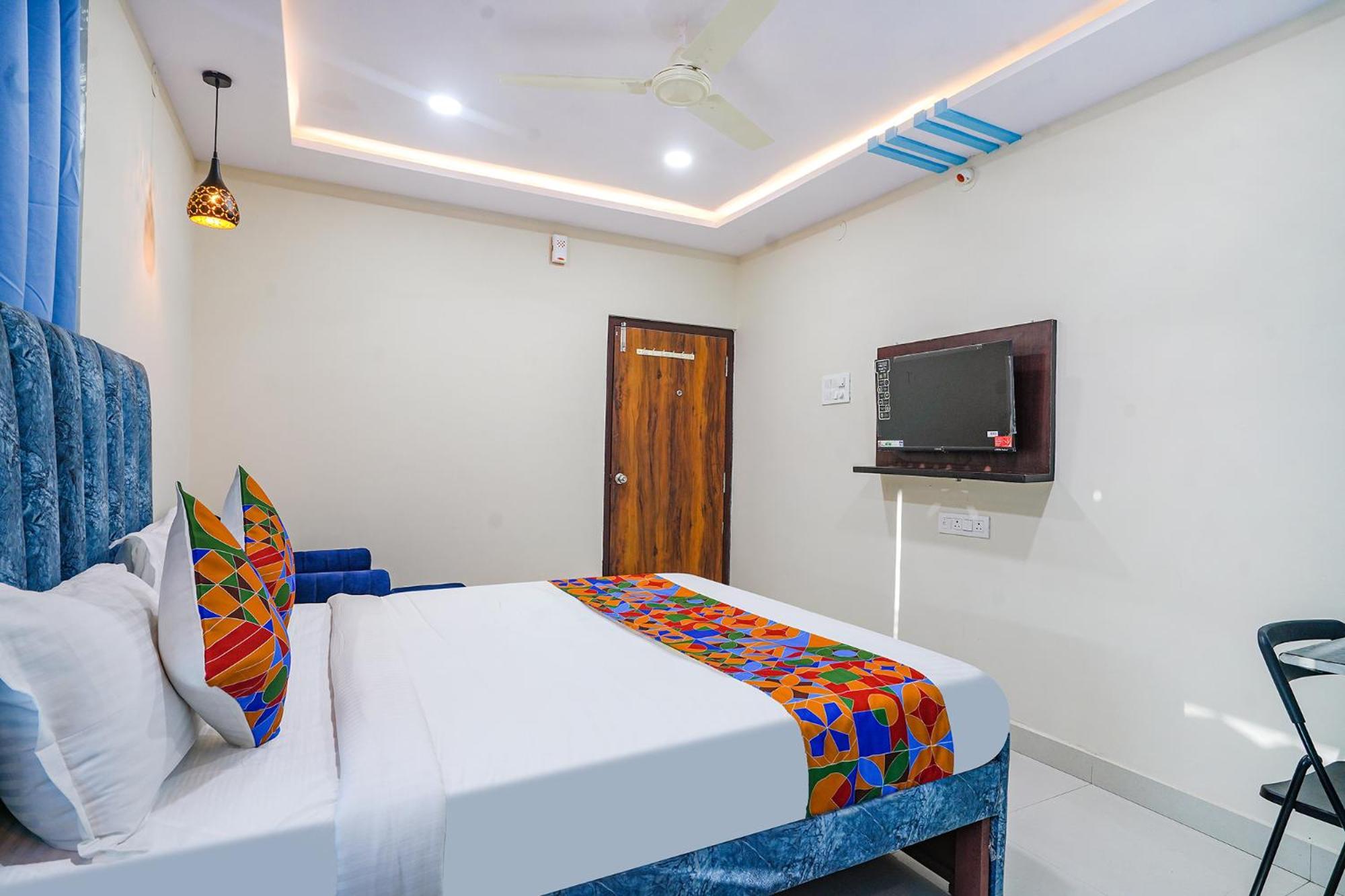 Hotel Fabhotel Grand Broholic - Hitech Hyderabad