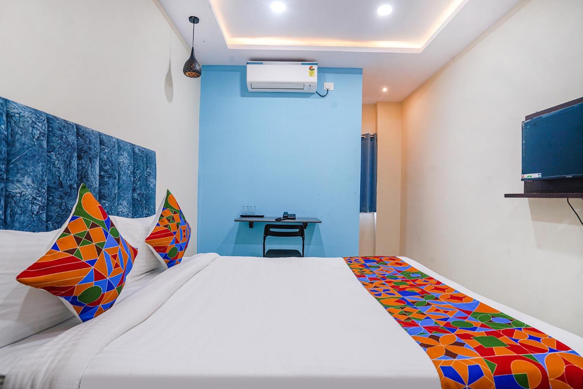 Hotel Fabhotel Grand Broholic - Hitech Hyderabad