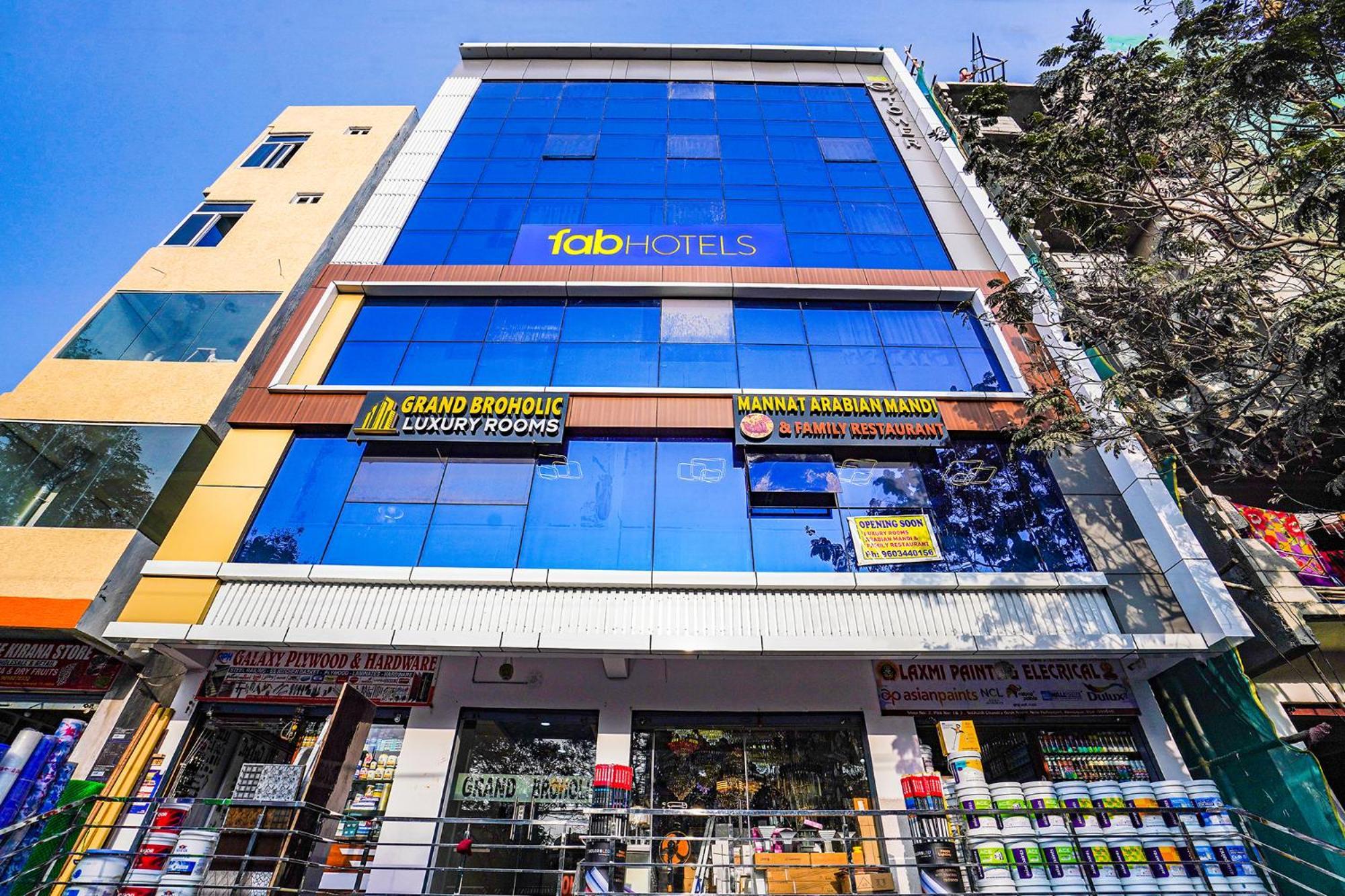 Fabhotel Grand Broholic - Hitech 3* Hyderabad